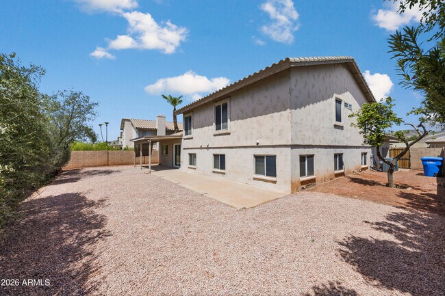 Building Photo - 2743 E Verbena Dr