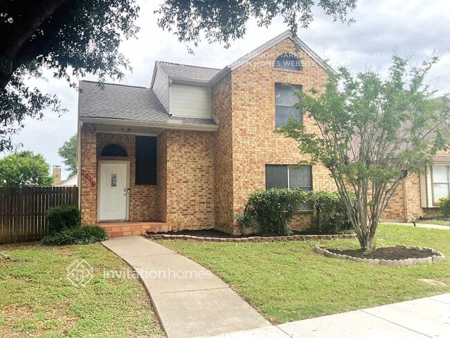 Building Photo - 2049 Feather Ln