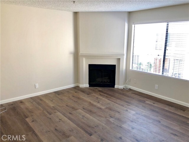 Building Photo - 14082 Edwards St