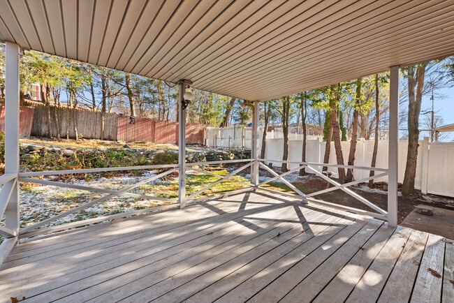 Building Photo - 30 Doran St