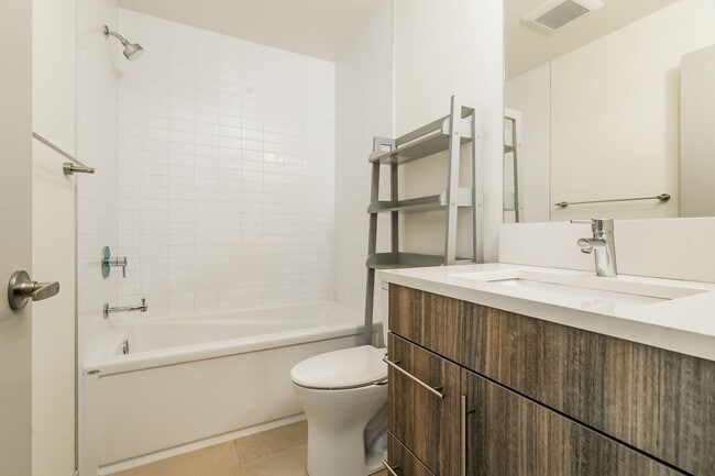 Building Photo - Luxury New Construction with Rooftop Views