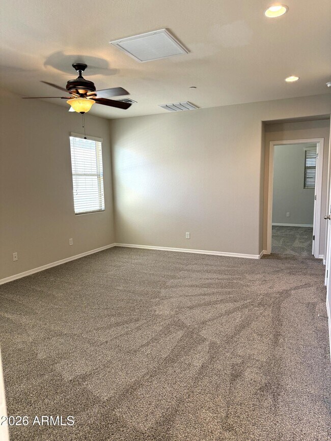 Building Photo - 9237 W Coolbrook Ave