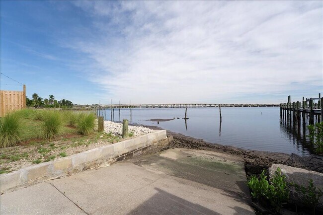 Building Photo - 5021 US-301