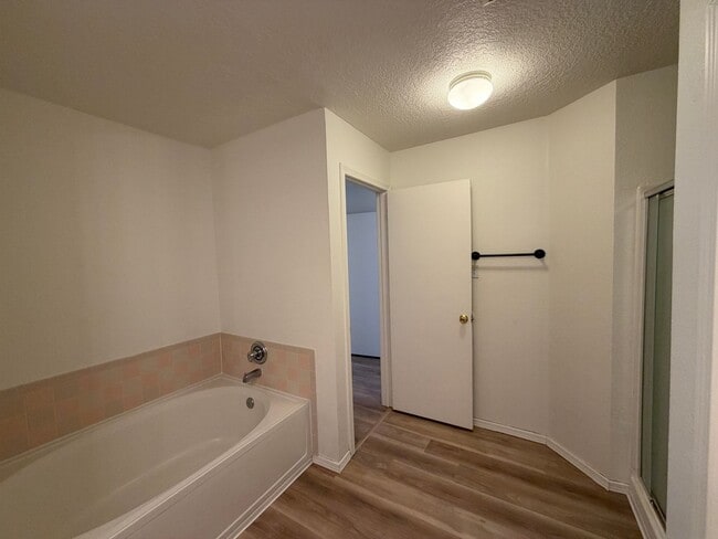 Building Photo - 3 Bedroom Single Story Home Available Near Unser Blvd NW & McMahon Blvd NW!