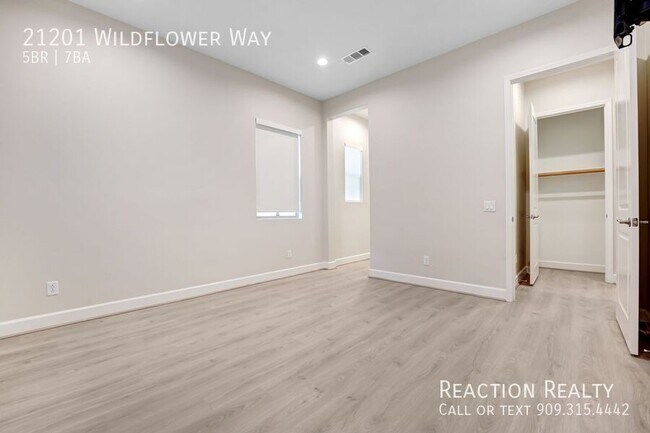 Building Photo - 21201 Wildflower Way-