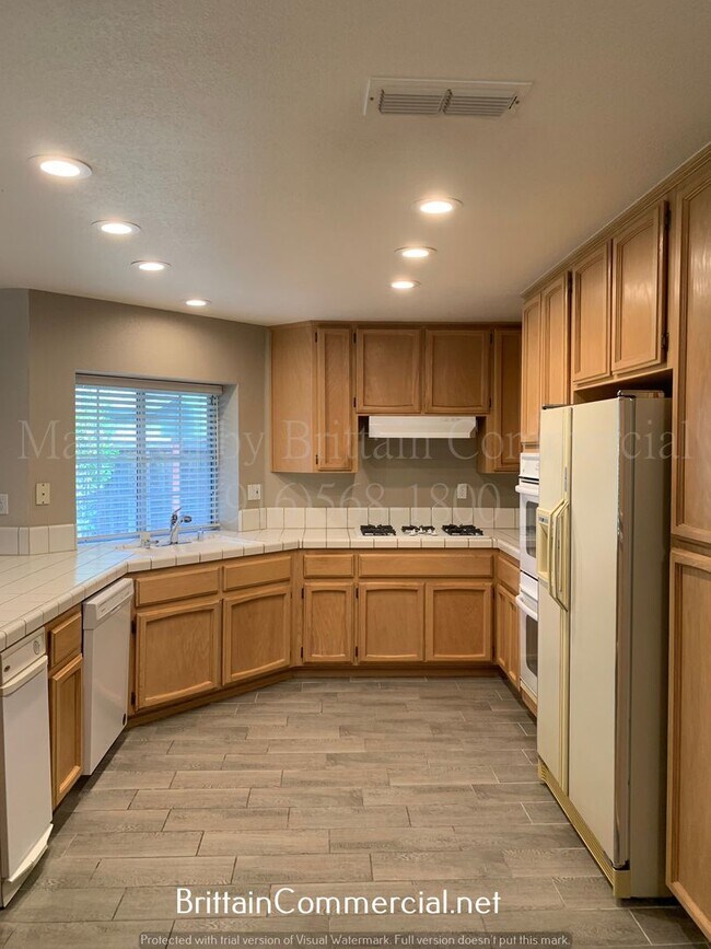 Building Photo - Gorgeous 3 Bedroom 2 Bath House at Courtsi...
