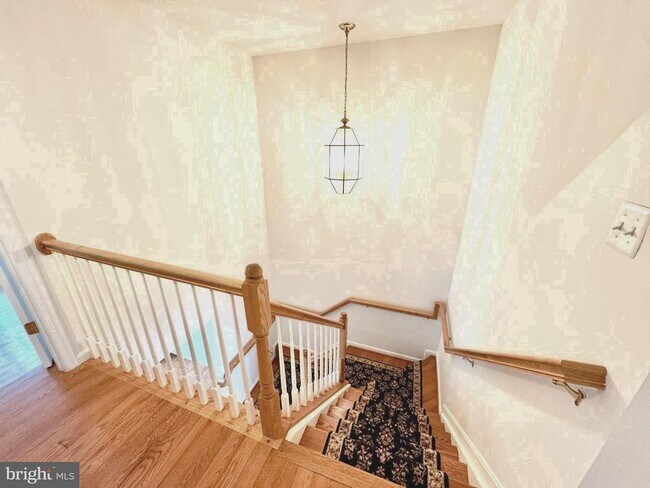 Building Photo - 3381 Beechcliff Dr