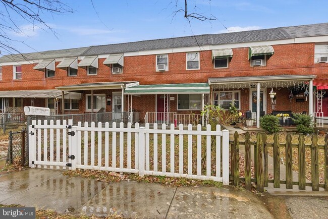 Building Photo - 811 Mildred Ave