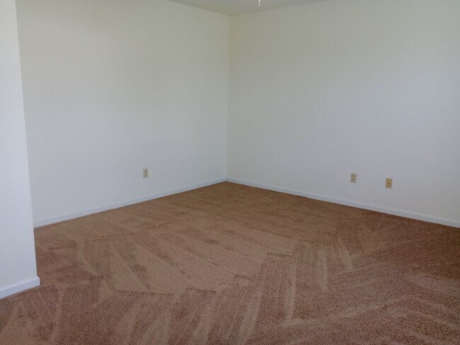 Building Photo - 3500-3502 Delmar Ct.