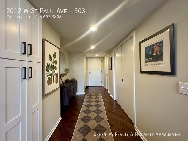Building Photo - 2012 W St Paul Ave