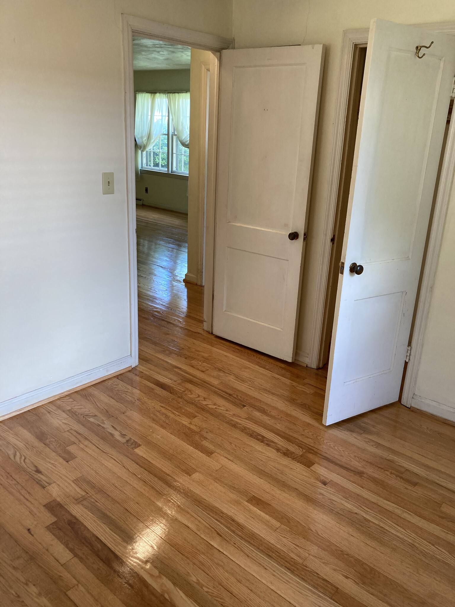 Building Photo - 4728 Eden Dr NW