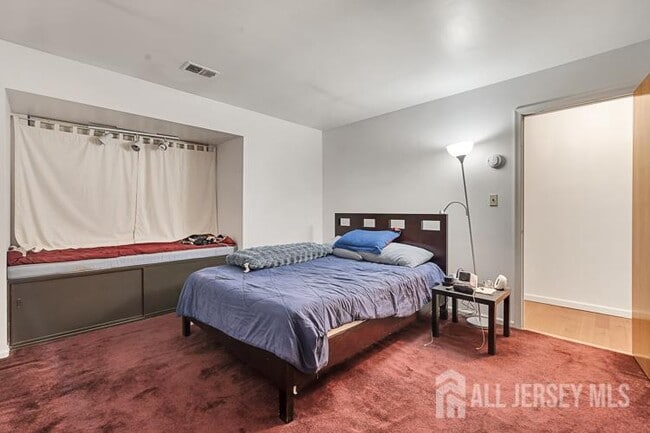 Building Photo - 142 Beverly Hill Terrace