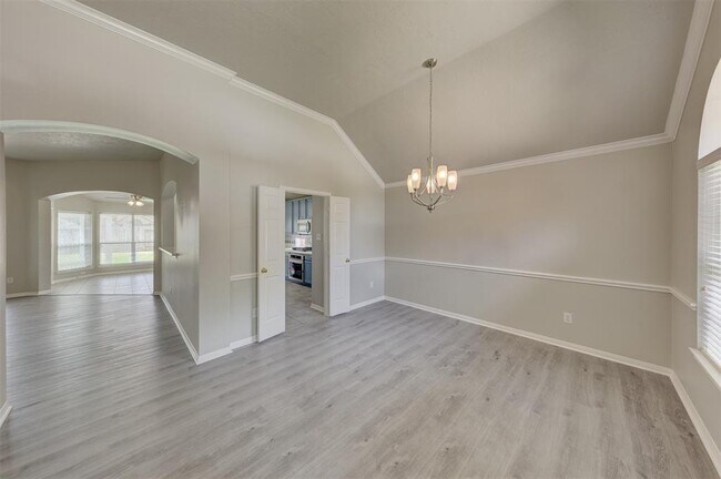 Building Photo - 2107 Crossbay Ct