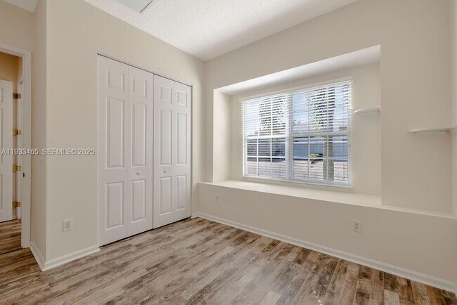 Building Photo - 2536 Bella Vista Cir