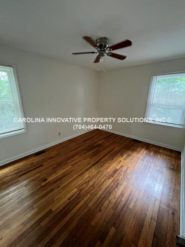 Building Photo - 2824 Phillips Ave