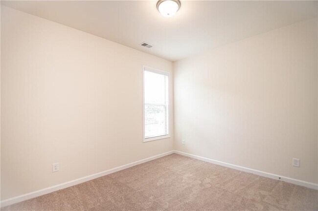 Building Photo - 6045 Williams Rd