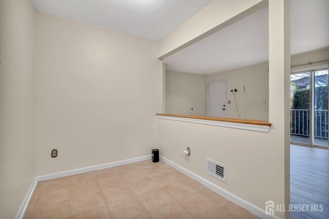 Building Photo - 4517 Birchwood Ct