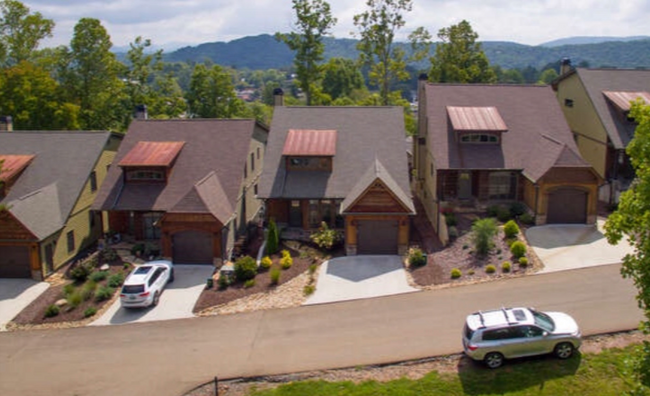 Building Photo - 37 Upper Knl Dr