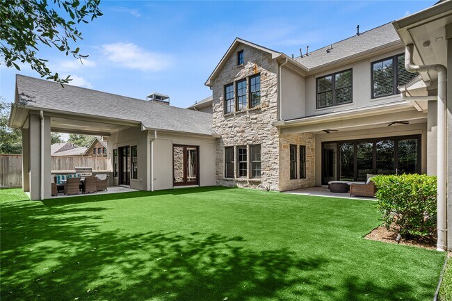 Building Photo - 5307 Huckleberry Ln