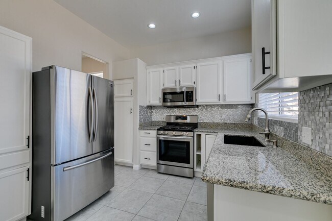 Building Photo - Beautifully Remodeled 3-Bedroom Home in North Las Vegas – Move-In Ready!