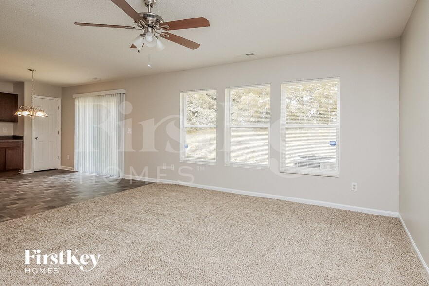 Building Photo - 6021 Namozine Ct