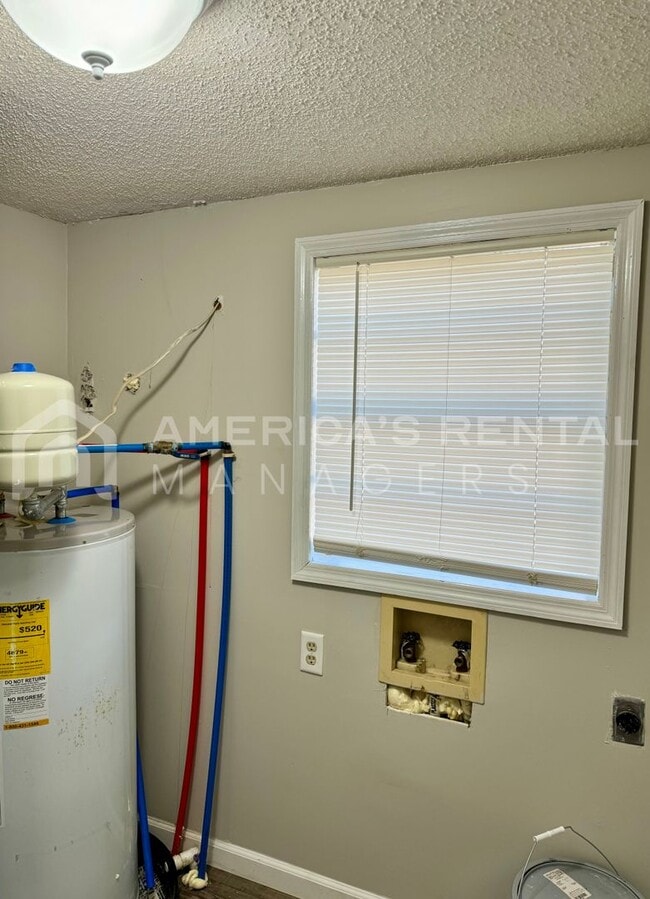 Building Photo - Home for Rent in Childersburg, AL!!!! COMING SOON!!!