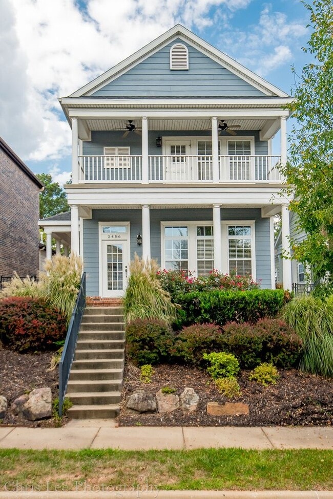 Building Photo - Luxurious Executive Row House in Northeast Fayetteville! Lawn care included!