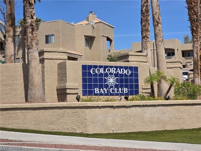 Building Photo - 2200 Highpointe Dr