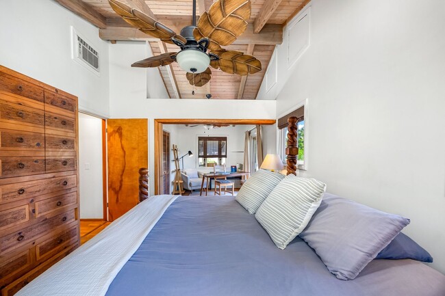 Building Photo - 59-018 Holawa St