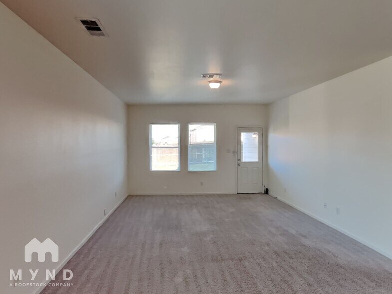 Building Photo - 6301 Tropicana Way