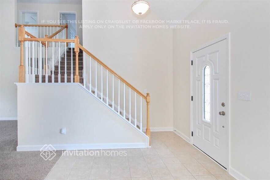 Building Photo - 1124 Crowders Woods Dr