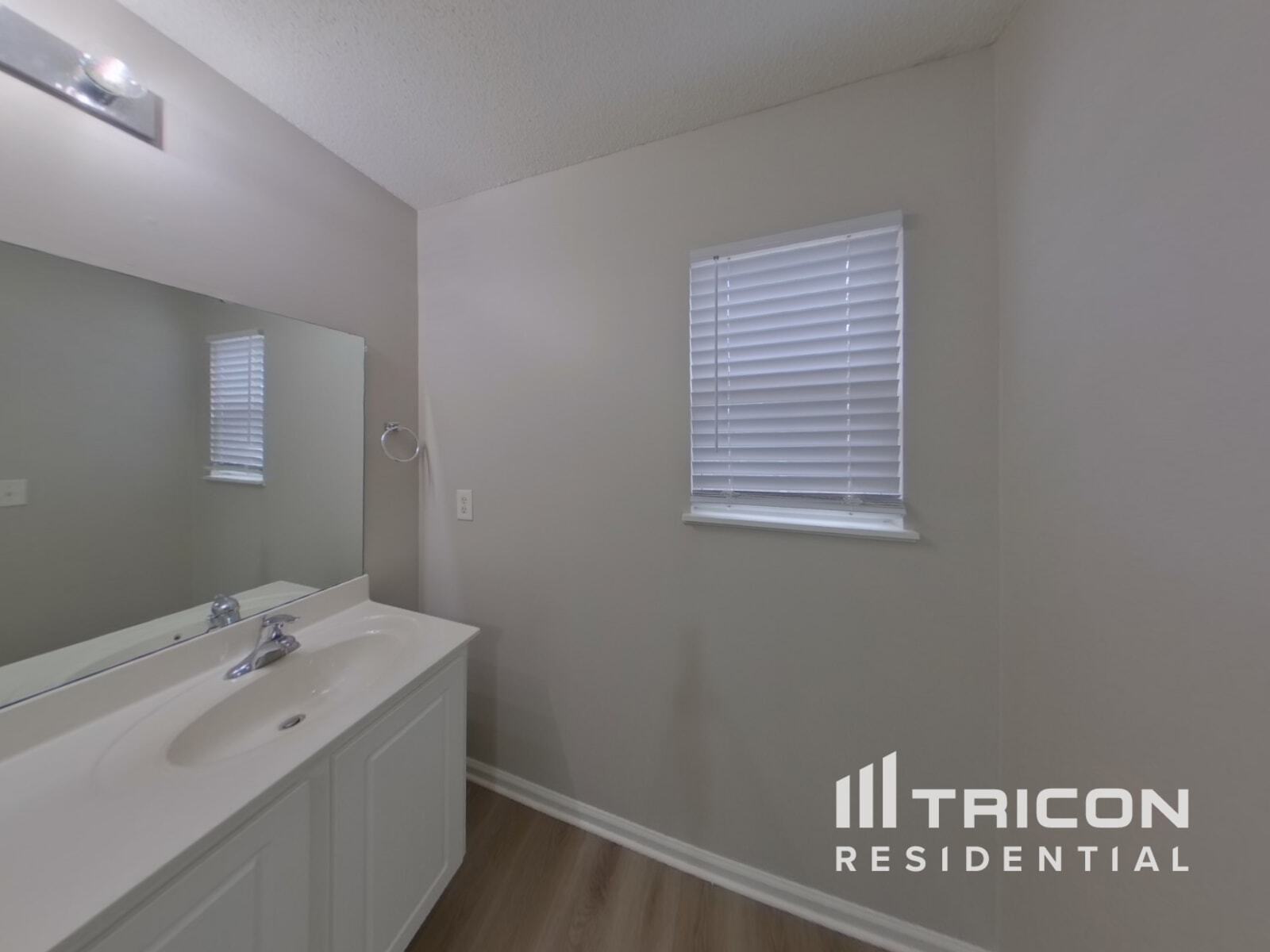 Building Photo - 2108 Wilkinson Dr