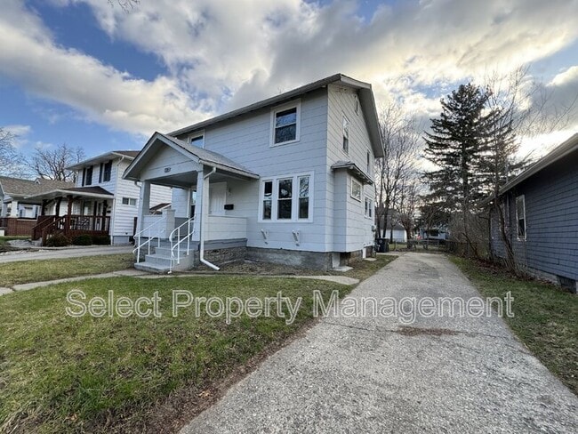 Building Photo - 1726 Tecumseh St