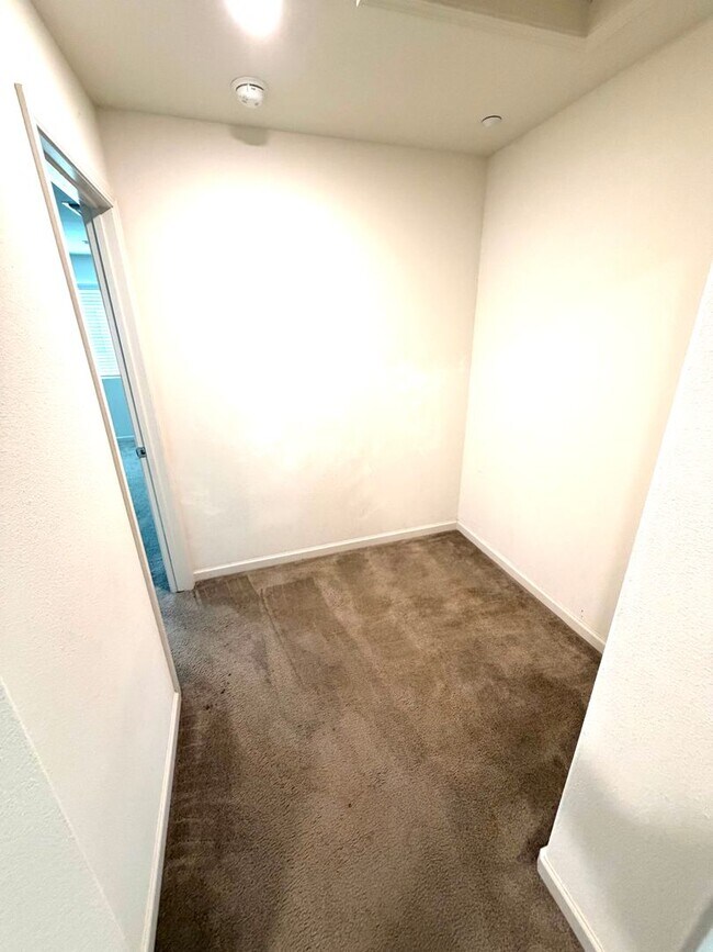 Building Photo - Spacious 5BR + Loft in Hamptons Village – Studio Suite, New HVAC, EV Charging