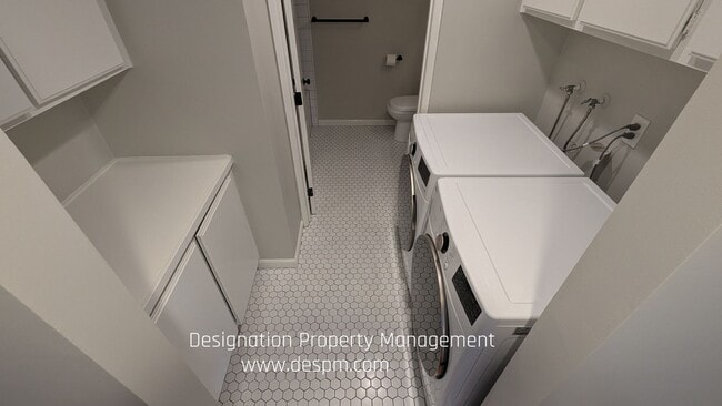 Building Photo - 2 BR 2 BA Condo Glassell Park NELA