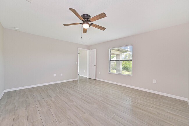 Building Photo - ** 4 Bed / 2 Bath New Construction Home in...