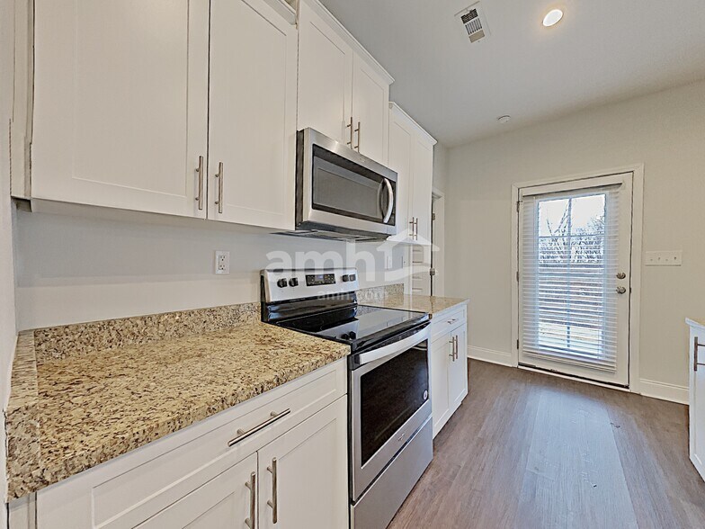 Building Photo - 5039 Mountain Springs Rd
