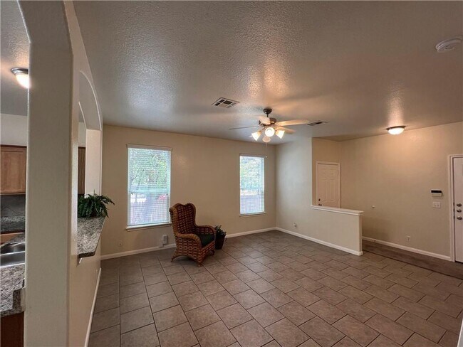 Building Photo - 2400 Allred Dr