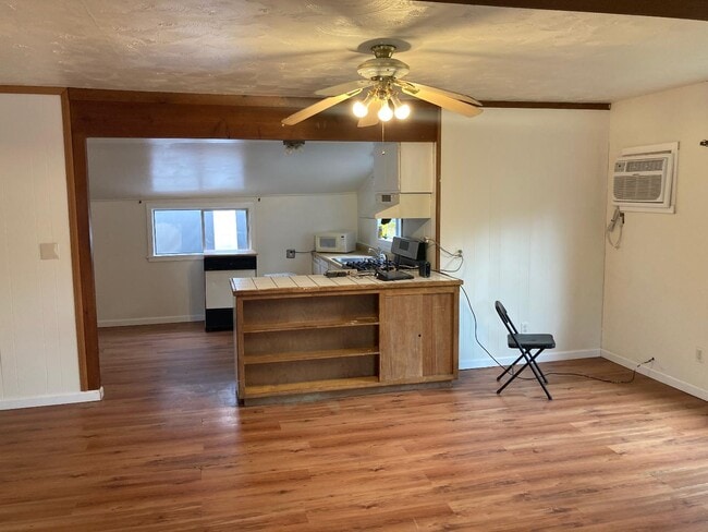 Building Photo - 291 Washington St