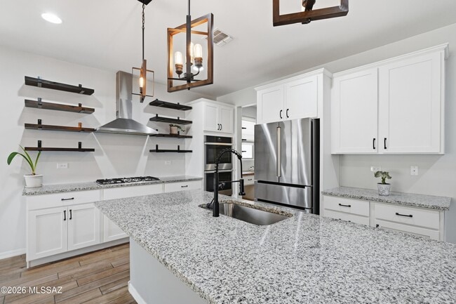 Building Photo - 4220 S Macy Cir