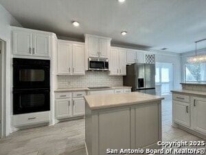Building Photo - 414 Cadence Hill