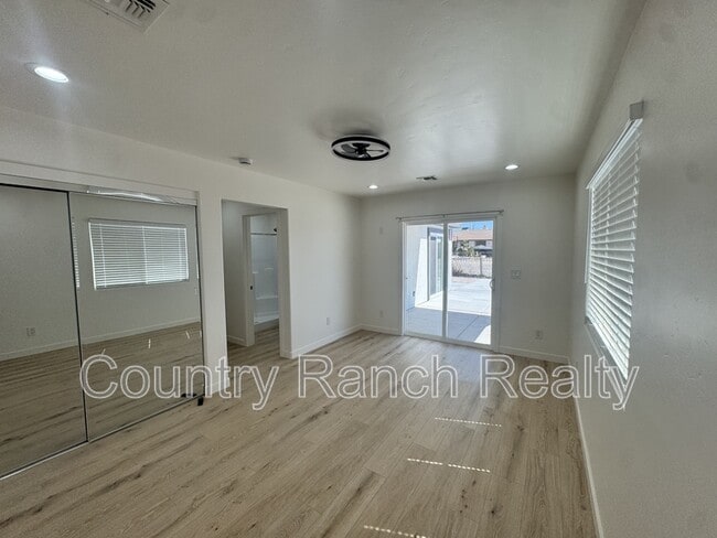 Building Photo - 5657 Rocky Rd