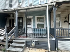 Building Photo - 1024 Birch St