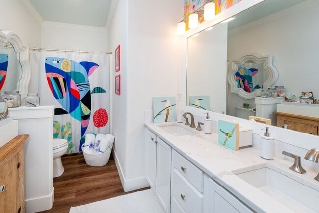 Building Photo - 61211 Fairfield Dr