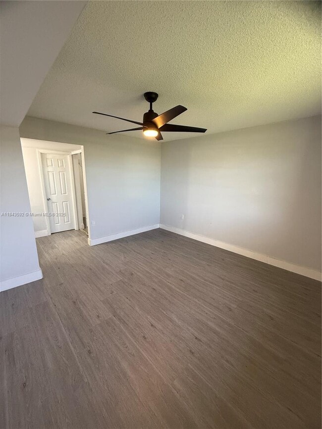 Building Photo - 1508 Whitehall Dr
