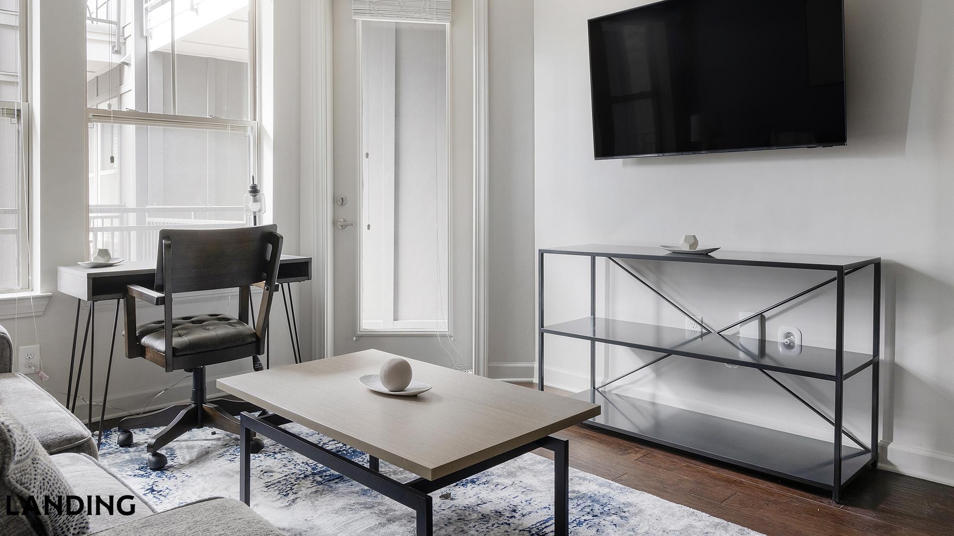 Building Photo - 2420 Peachtree Rd NW