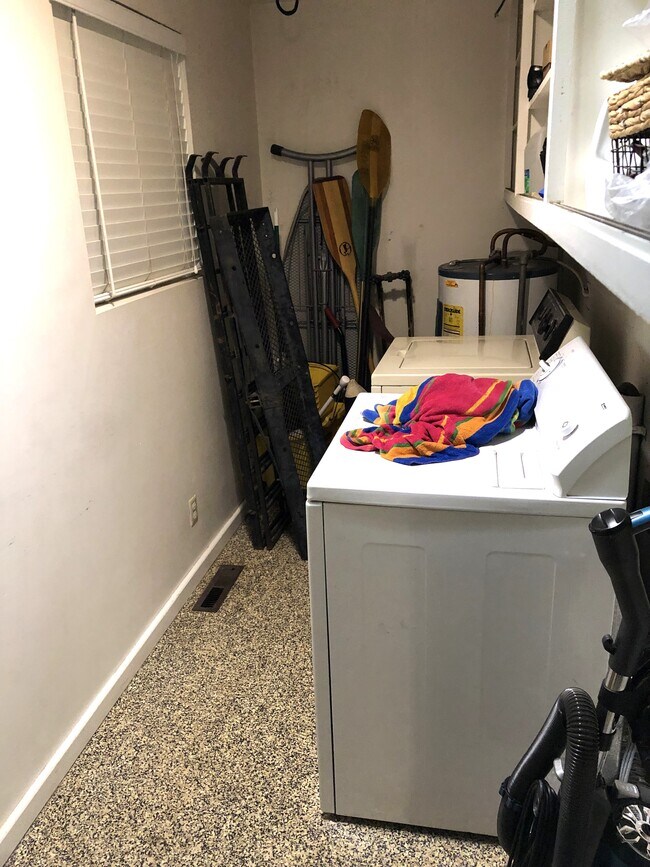 Utility Room - 1020 N 20th St