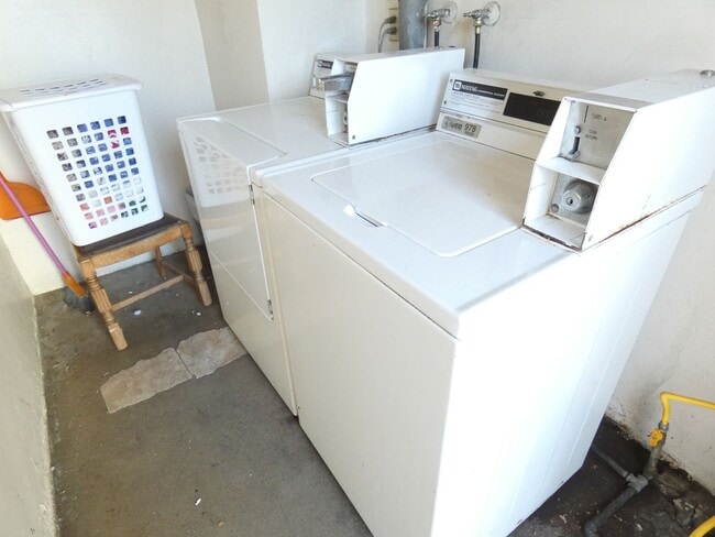 Building Photo - 11525 Bradson Pl