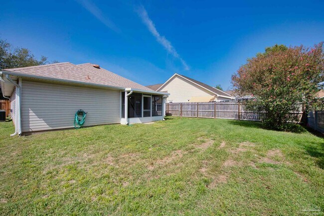 Building Photo - 383 Mirabelle Dr