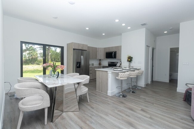 Building Photo - Brand-New Single Family Home for Rent